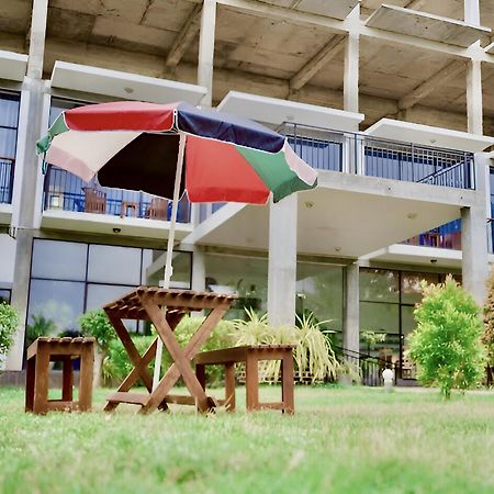 Aqua Marine Beach Hotel Kalkudah  Exterior photo